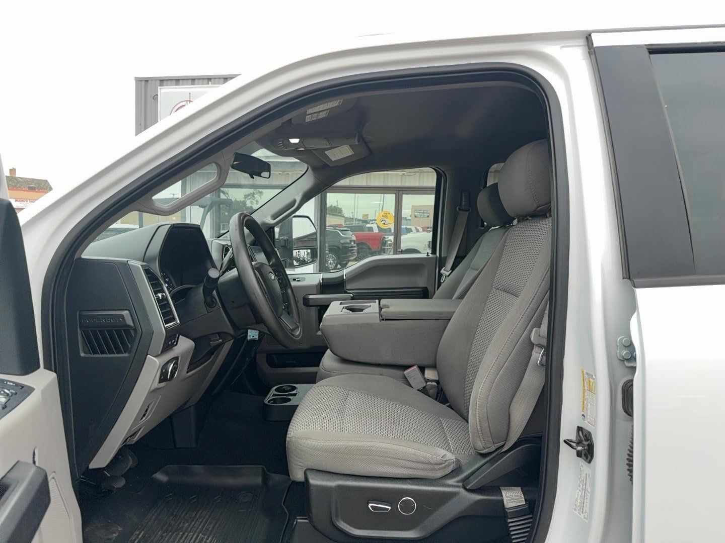 Used 2019 Ford F250 XLT w/ XLT Value Package AWD/4WD image 13