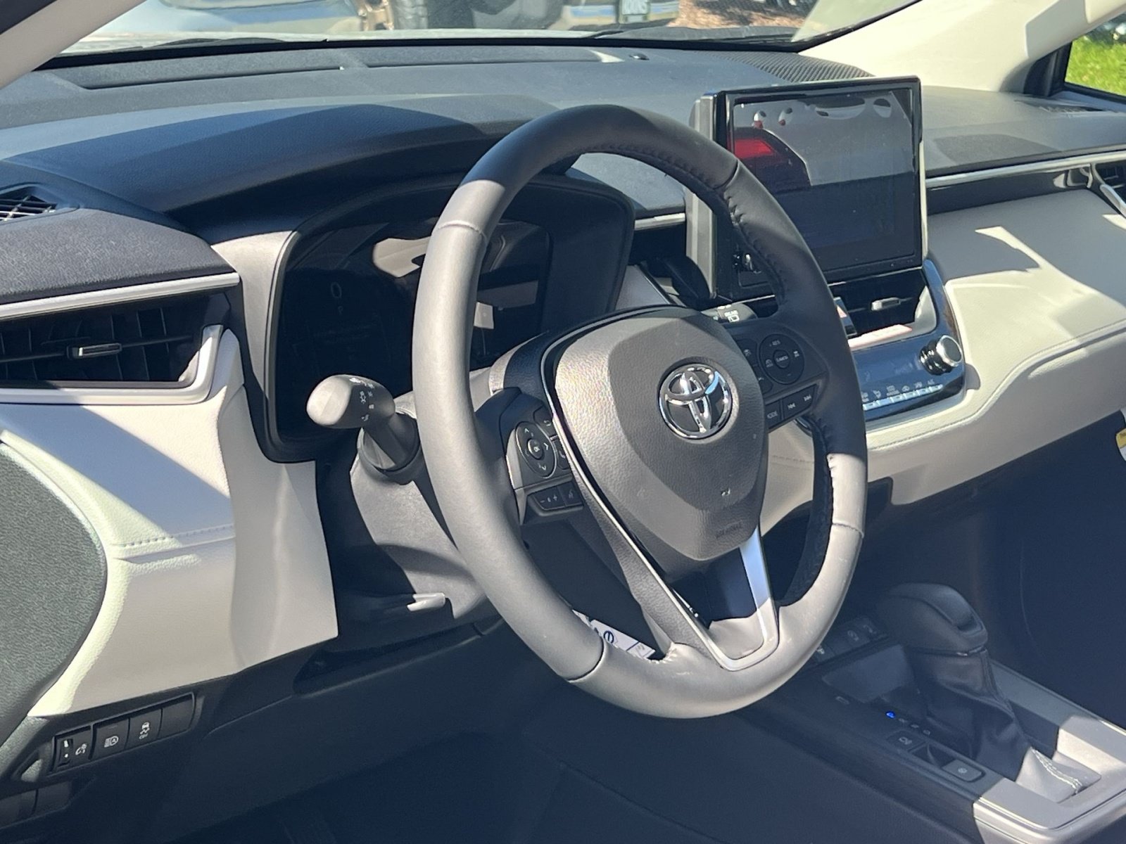New 2026 Toyota Corolla Cross LE AWD/4WD image 11