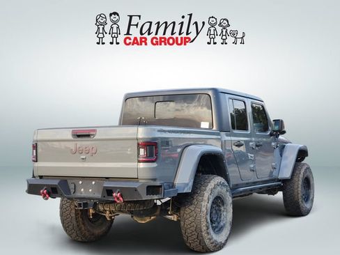 Used 2021 Jeep Gladiator Rubicon AWD/4WD image 4