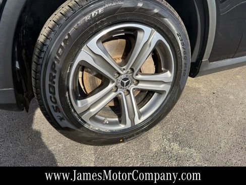 Used 2019 Mercedes-Benz GLC 300 4MATIC image 9