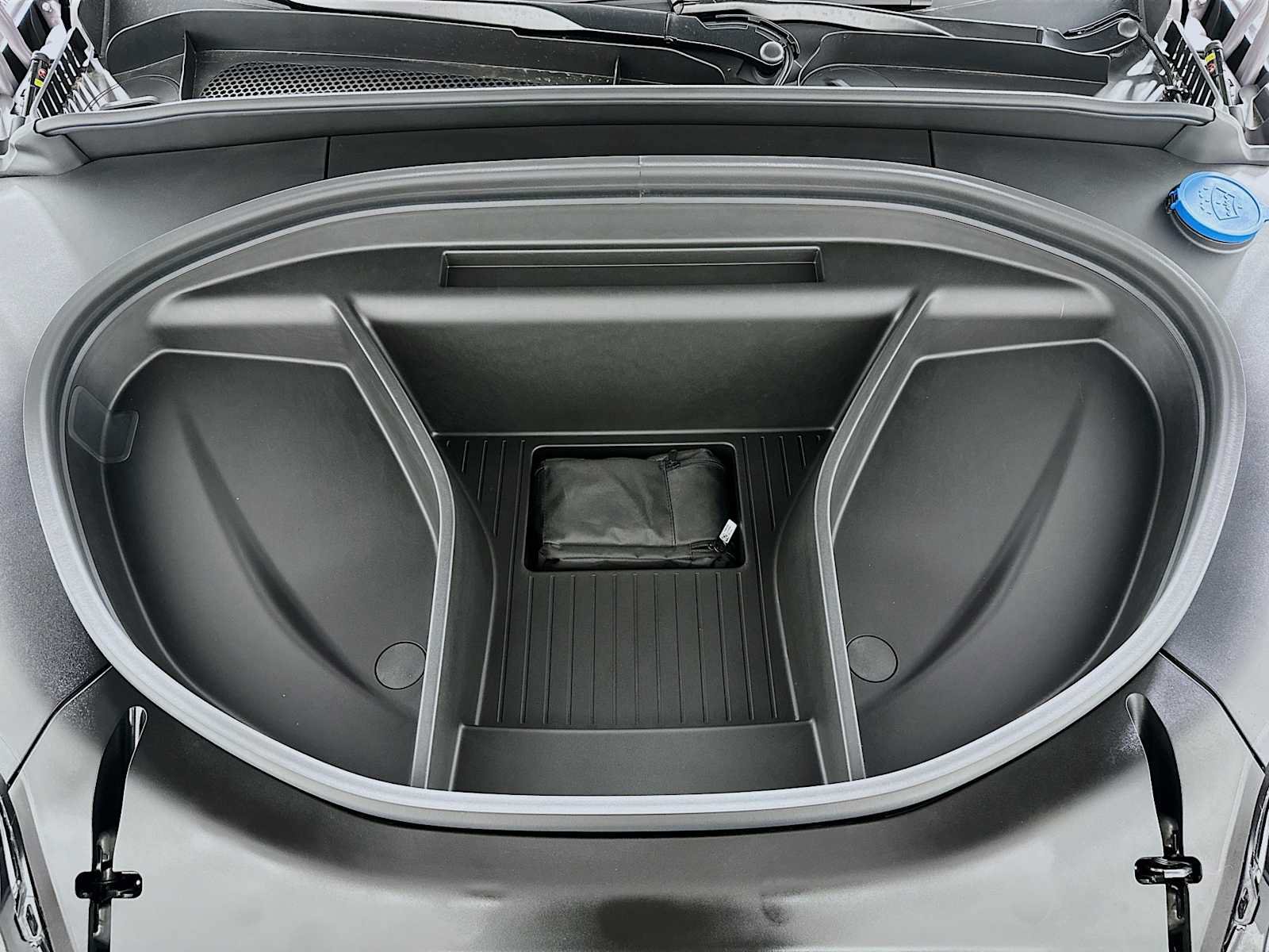 New 2026 Volvo EX90 Plus RWD image 29