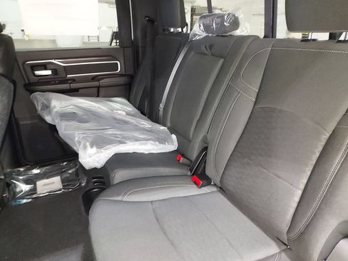 New 2026 RAM 2500 Big Horn AWD/4WD image 28
