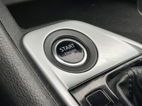 Used 2024 Nissan Sentra SV image 23