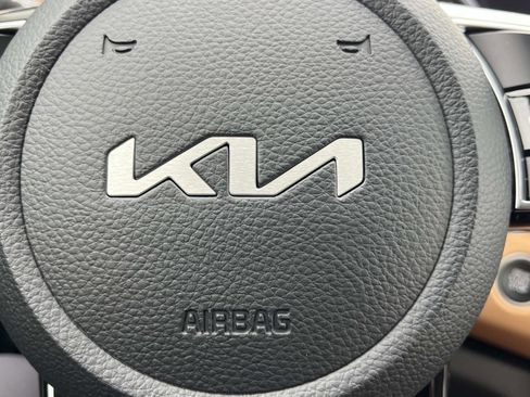 New 2026 Kia Seltos EX image 30