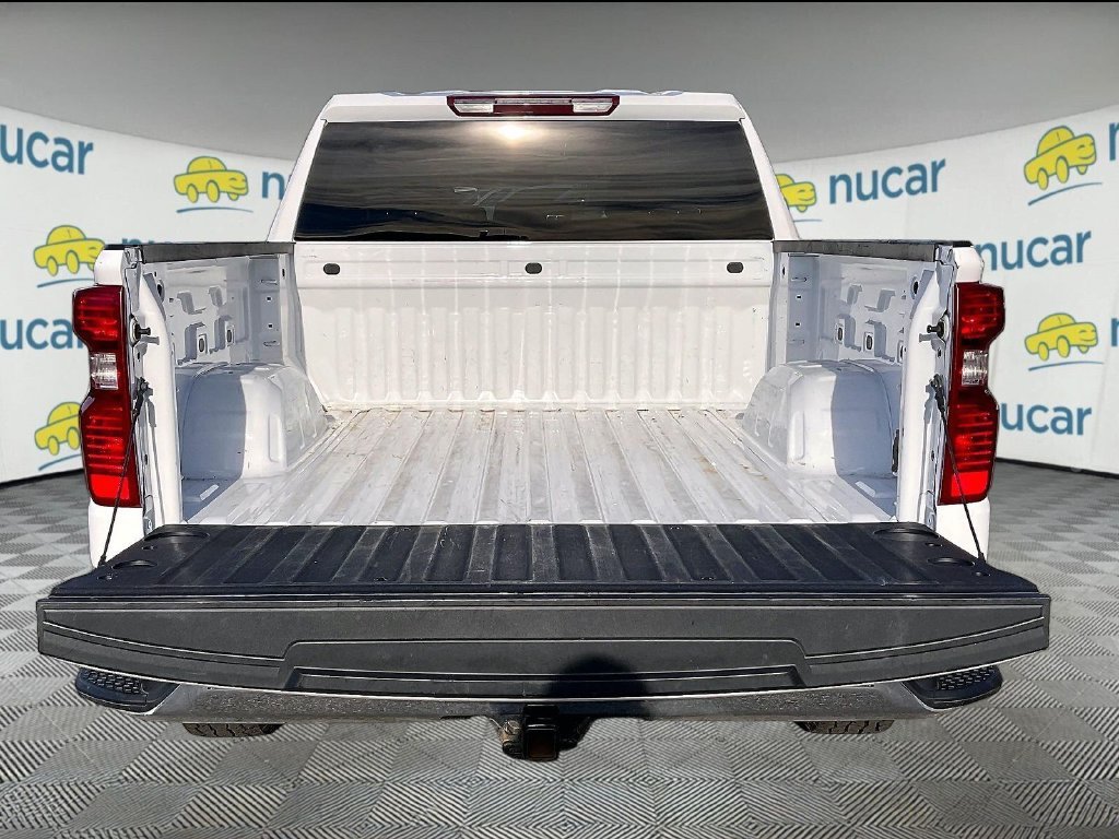 Used 2025 Chevrolet Silverado 1500 LT AWD/4WD image 32