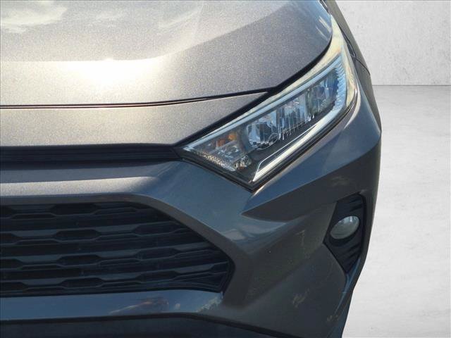 Used 2021 Toyota RAV4 XLE w/ Convenience Package FWD image 9