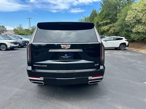 Used 2025 Cadillac Escalade Premium Luxury w/ Touring Package AWD/4WD image 5