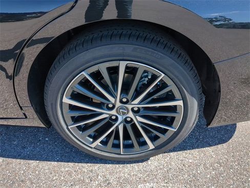 New 2025 Lexus ES 350 w/ Premium Package image 36