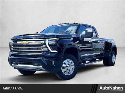 Used 2026 Chevrolet Silverado 3500 High Country w/ Technology Package image 1