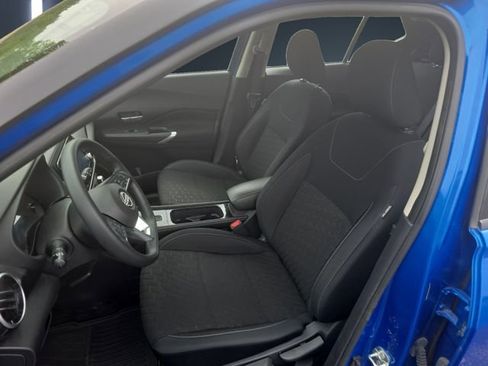 Used 2023 Nissan Kicks SV FWD image 9