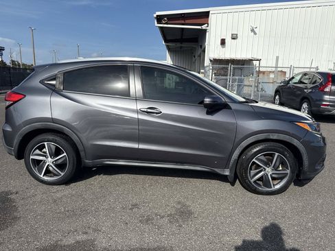 Used 2022 Honda HR-V EX image 2