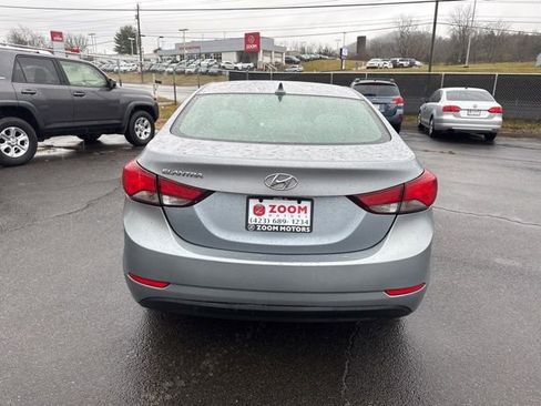 Used 2015 Hyundai Elantra SE w/ Option Group 02 image 7