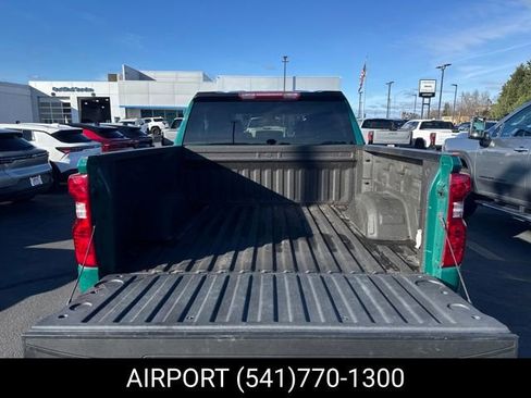 Certified 2022 Chevrolet Silverado 1500 LT w/ Z71 Off-Road Package image 18