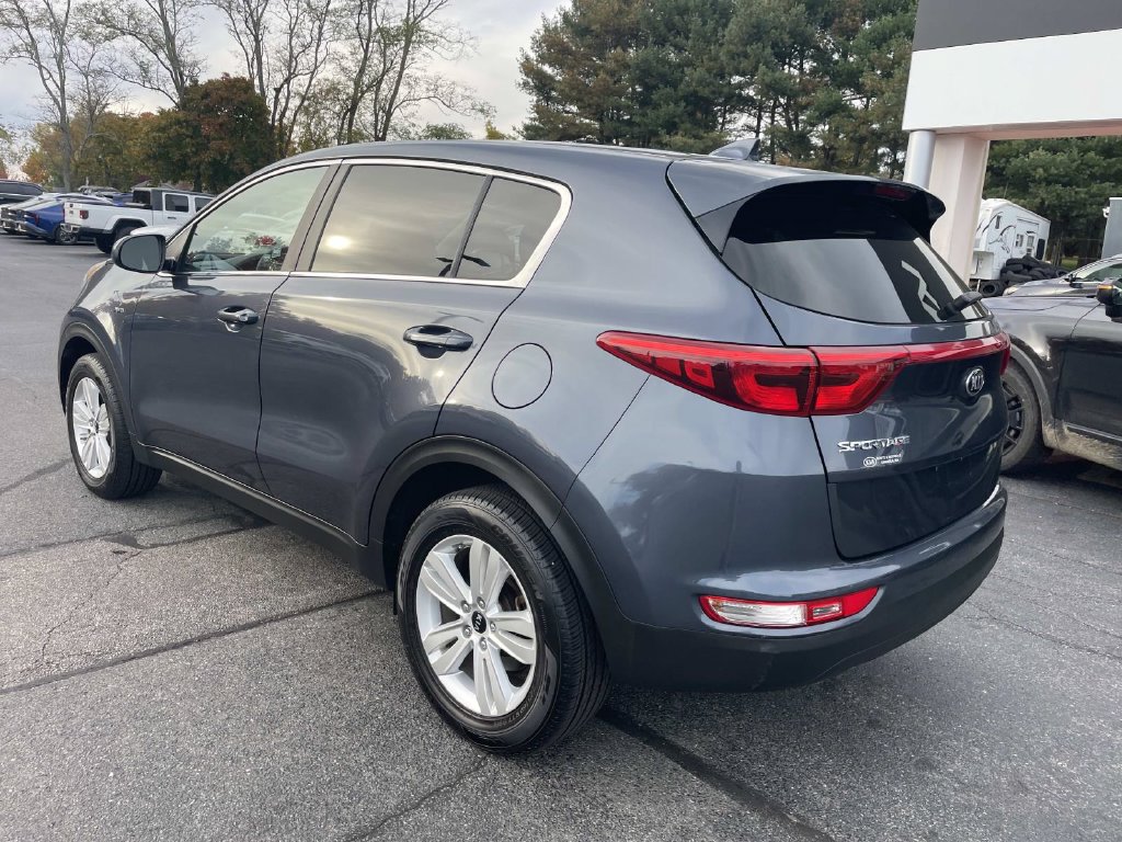 Used 2019 Kia Sportage LX AWD/4WD image 3