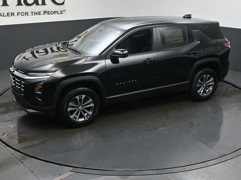 New 2026 Chevrolet Equinox LT w/ Safety and Technology Package FWD image 22