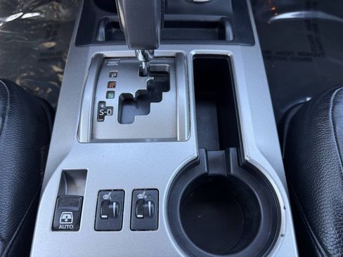 Used 2010 Toyota 4Runner Limited AWD/4WD image 22