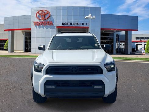 Used 2025 Toyota 4Runner SR5 RWD image 3