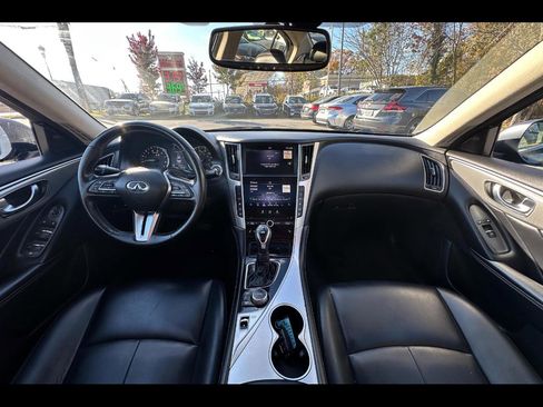 Used 2021 INFINITI Q50 Luxe image 11