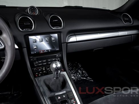 Used 2018 Porsche 718 Boxster GTS image 37