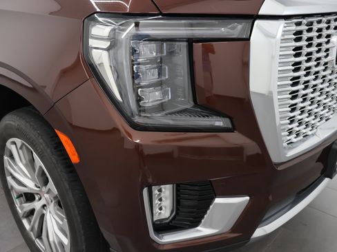 Used 2022 GMC Yukon XL Denali w/ Max Trailering Package AWD/4WD image 28