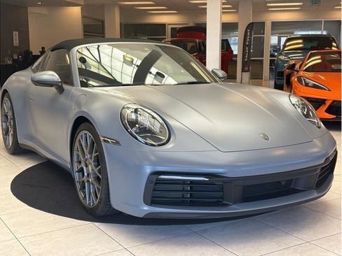 Used 2024 Porsche 911 Targa 4S w/ Premium Package image 3