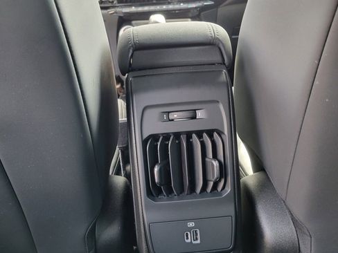 Used 2025 Alfa Romeo Tonale Veloce w/ Premium Package image 5