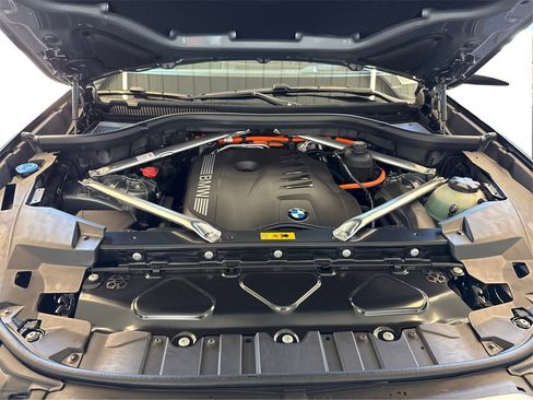 New 2026 BMW X5 xDrive50e w/ Executive Package image 11