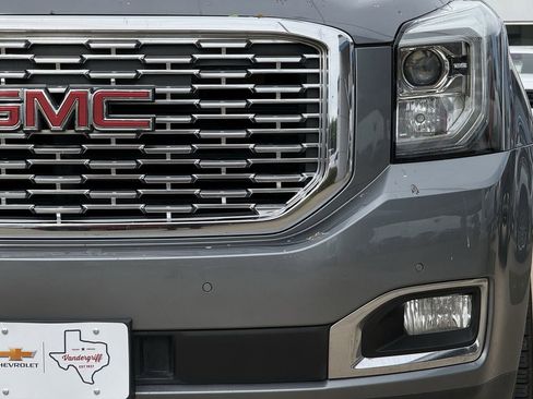 Used 2019 GMC Yukon XL Denali w/ Denali Ultimate Package image 7