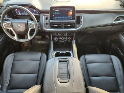 Used 2023 Chevrolet Suburban Z71 w/ Luxury Package AWD/4WD image 26