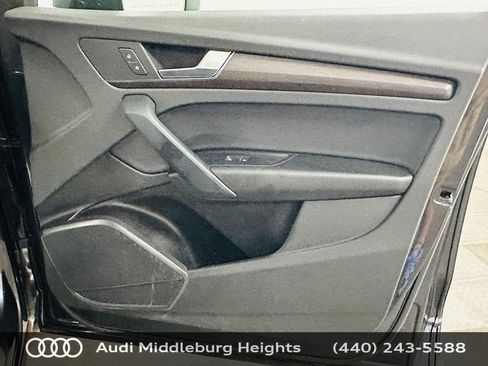 Certified 2023 Audi Q5 Premium w/ Convenience Package AWD/4WD image 29