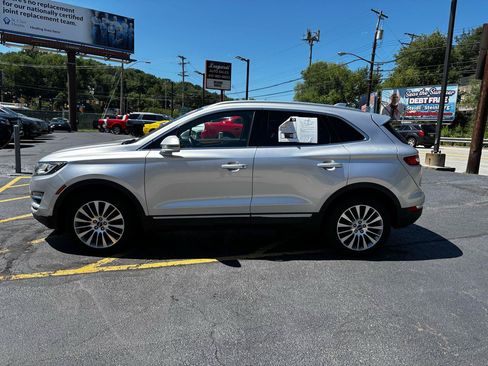 Used 2017 Lincoln MKC Reserve AWD/4WD image 4