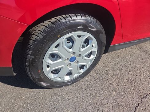 Used 2012 Ford Focus SE image 10