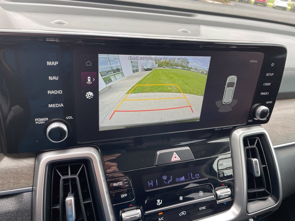 Used 2023 Kia Sorento S w/ Panoramic Sunroof Package AWD/4WD image 22
