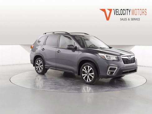 Used 2020 Subaru Forester Limited image 7