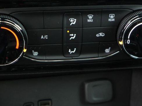 New 2026 Buick Encore GX Sport Touring image 37