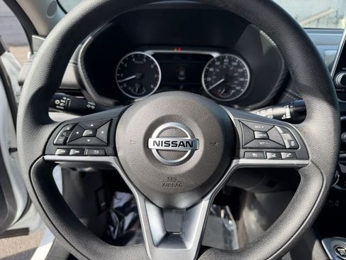 Used 2023 Nissan Sentra SV FWD image 15