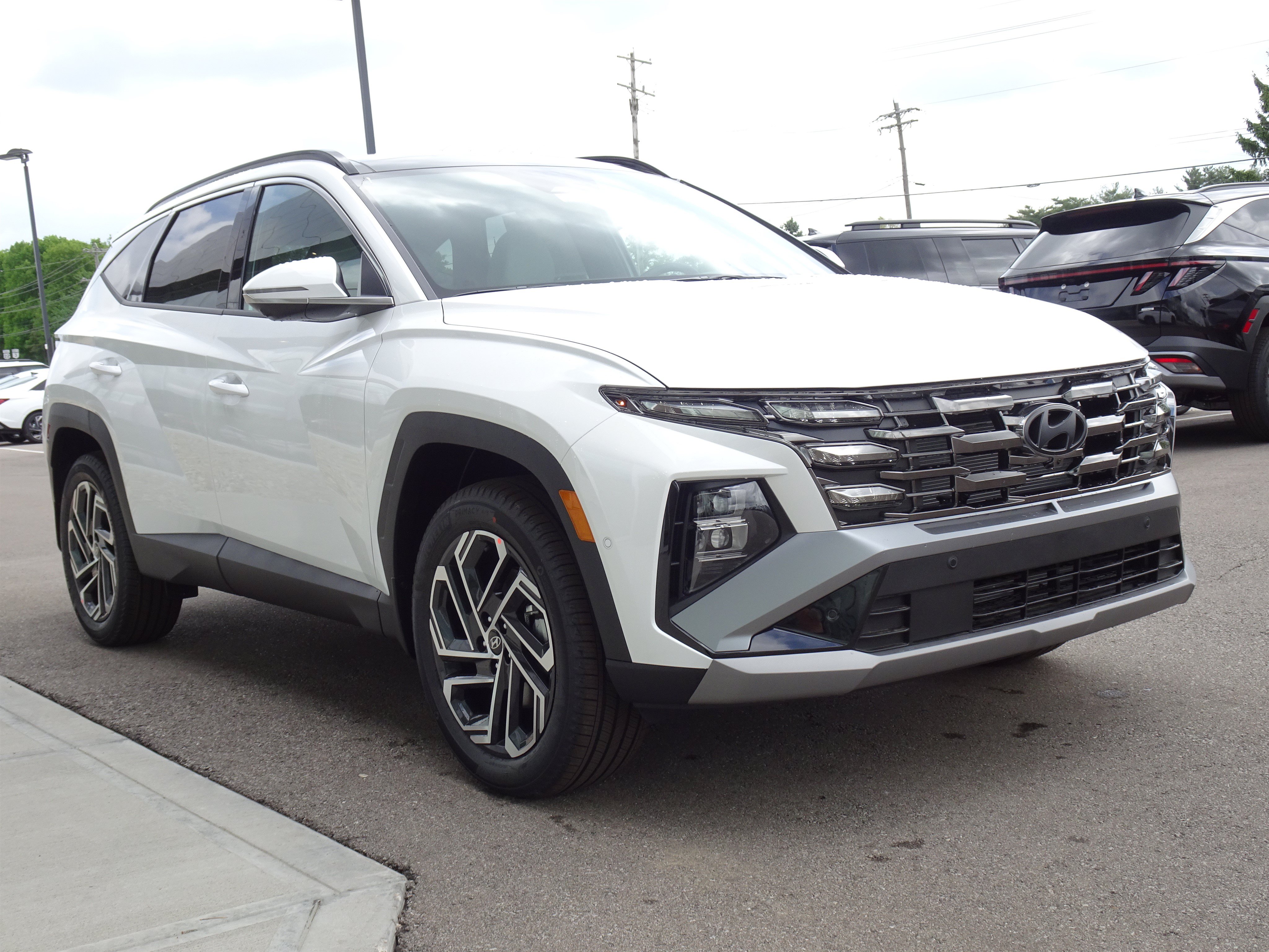 New 2026 Hyundai Tucson Limited AWD/4WD image 6