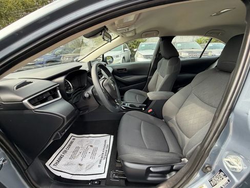Used 2022 Toyota Corolla LE image 18