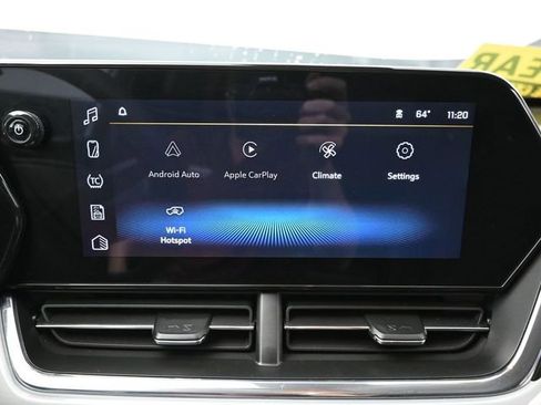 Used 2025 Chevrolet Trax LT image 23