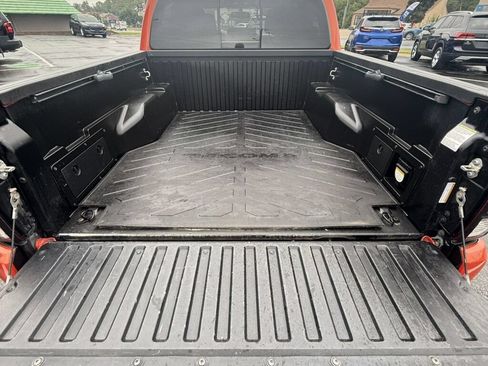 Used 2017 Toyota Tacoma TRD Sport w/ Tow Package (A/T) AWD/4WD image 41