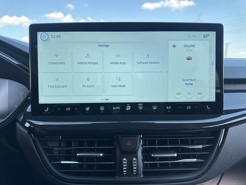 New 2026 Ford Escape ST-Line w/ Tech Pack #1 image 39