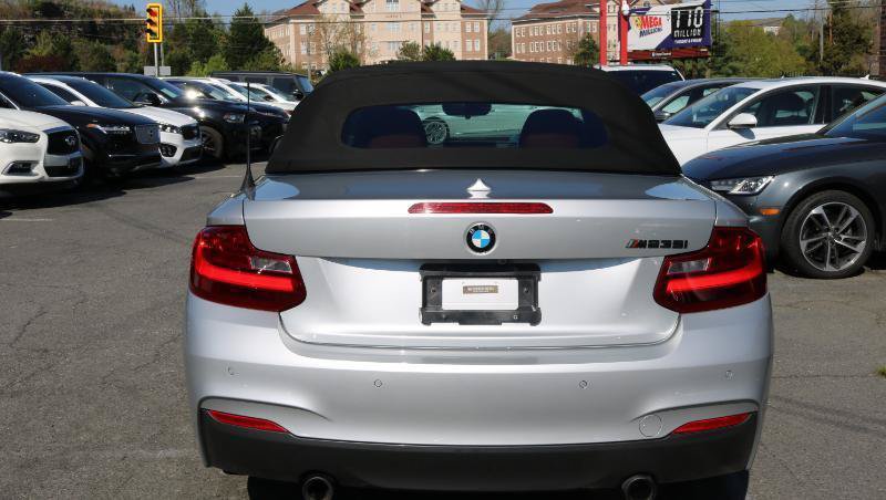 Used 2015 BMW M235i Convertible RWD image 8