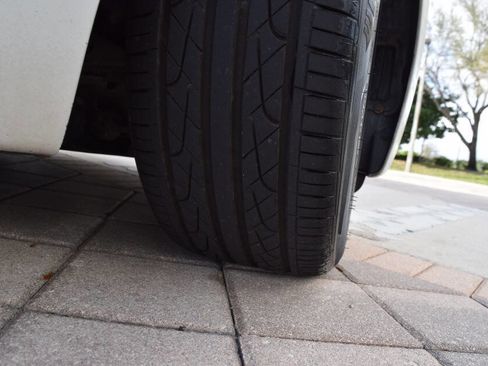 Used 2013 BMW 135i 135i 2dr Coupe image 88