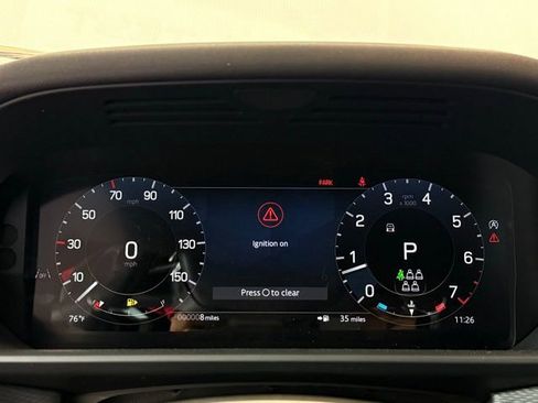 Certified 2025 Land Rover Discovery Dynamic SE image 22