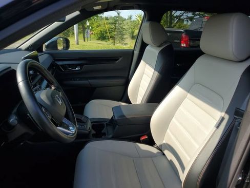 Used 2025 Honda CR-V Sport Touring image 20