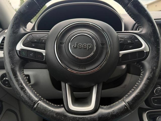 Used 2019 Jeep Compass Latitude w/ Popular Equipment Group AWD/4WD image 10