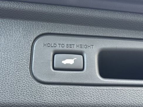 New 2026 Honda Odyssey Touring image 17