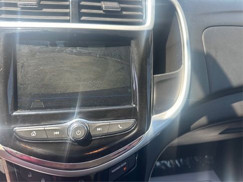 Used 2019 Chevrolet Sonic LT FWD image 32
