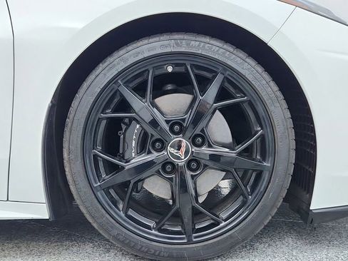 Used 2022 Chevrolet Corvette Stingray Preferred Conv w/ Chrome Exterior Badge Package image 15