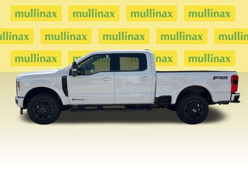 New 2026 Ford F250 Lariat w/ Black Appearance Package AWD/4WD image 13